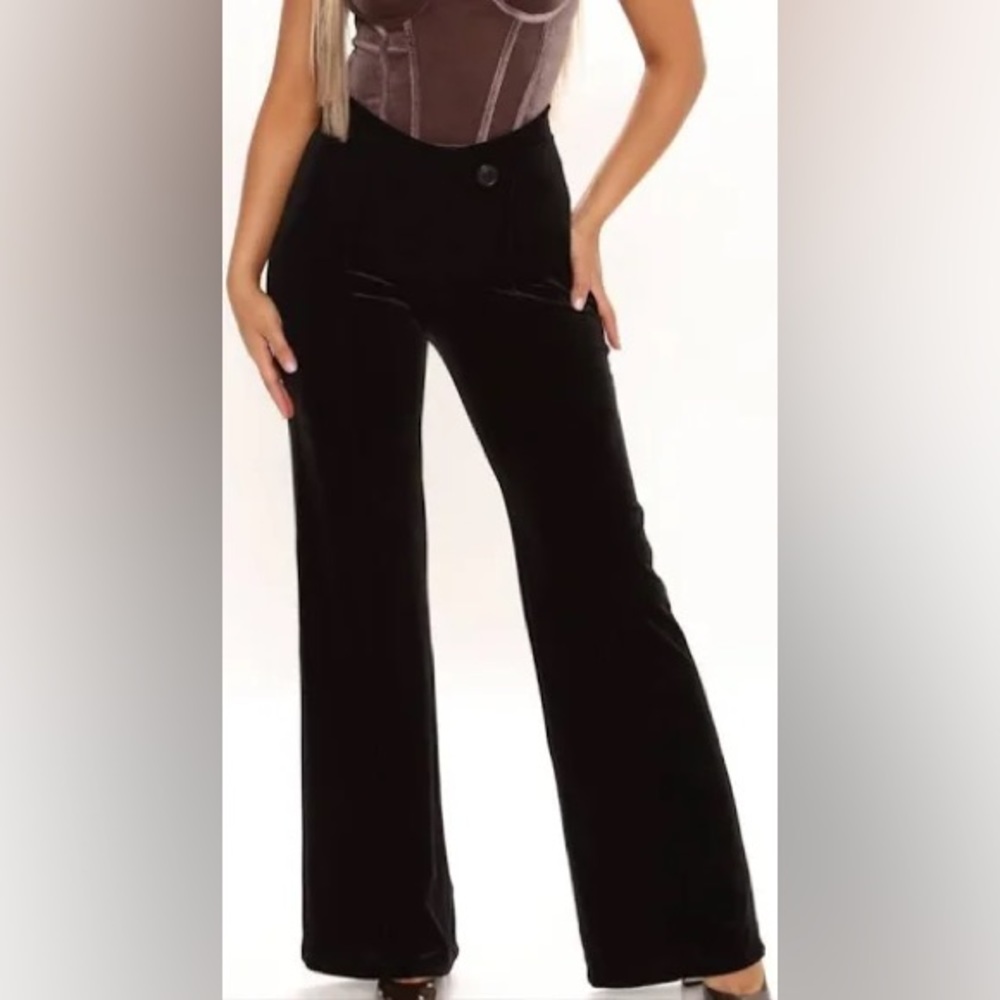 Fashion Nova black velvet pants Size 3